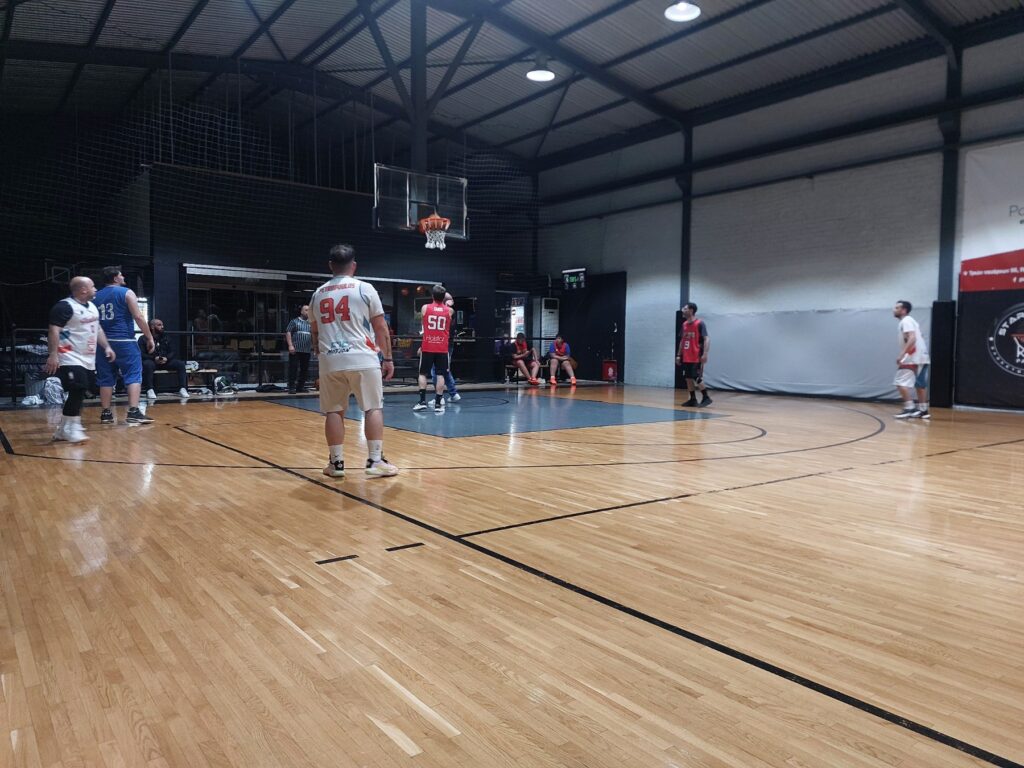 Hot Dogs vs Hustlers 33 – 54