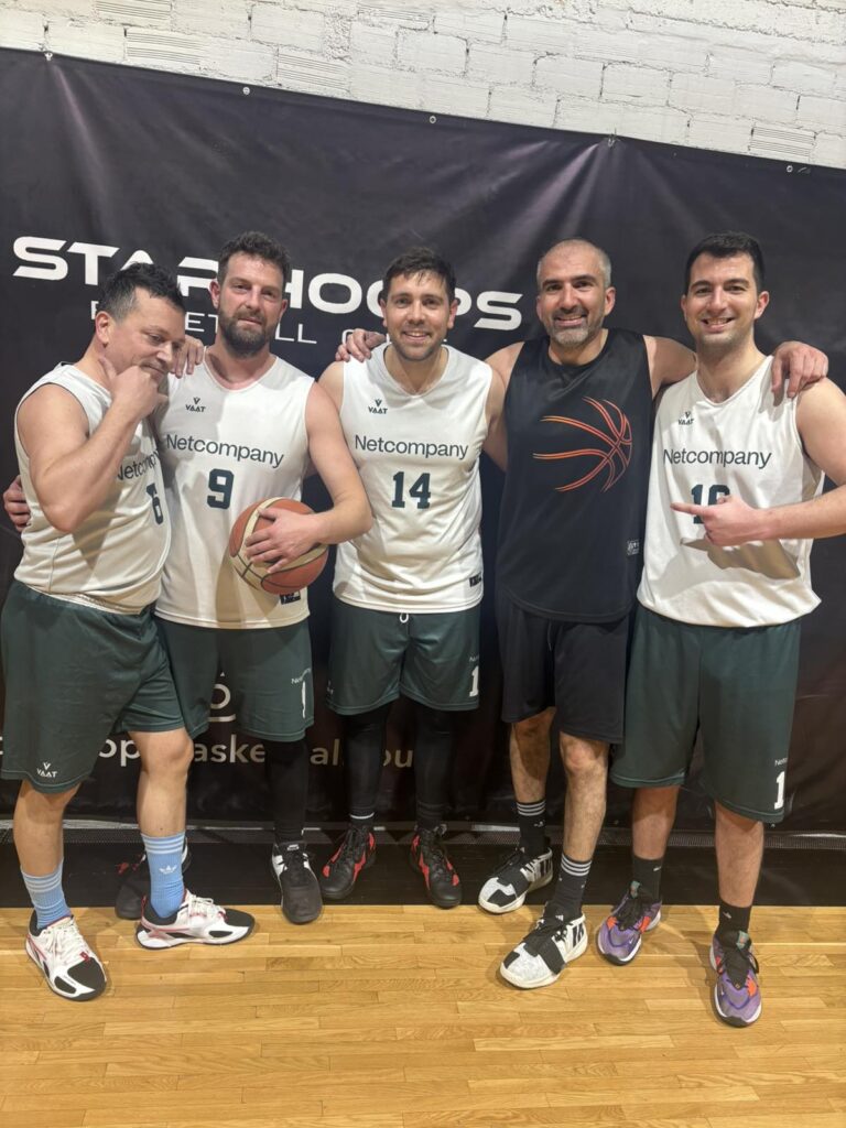 Netcupanoi vs Avengers 38 – 33